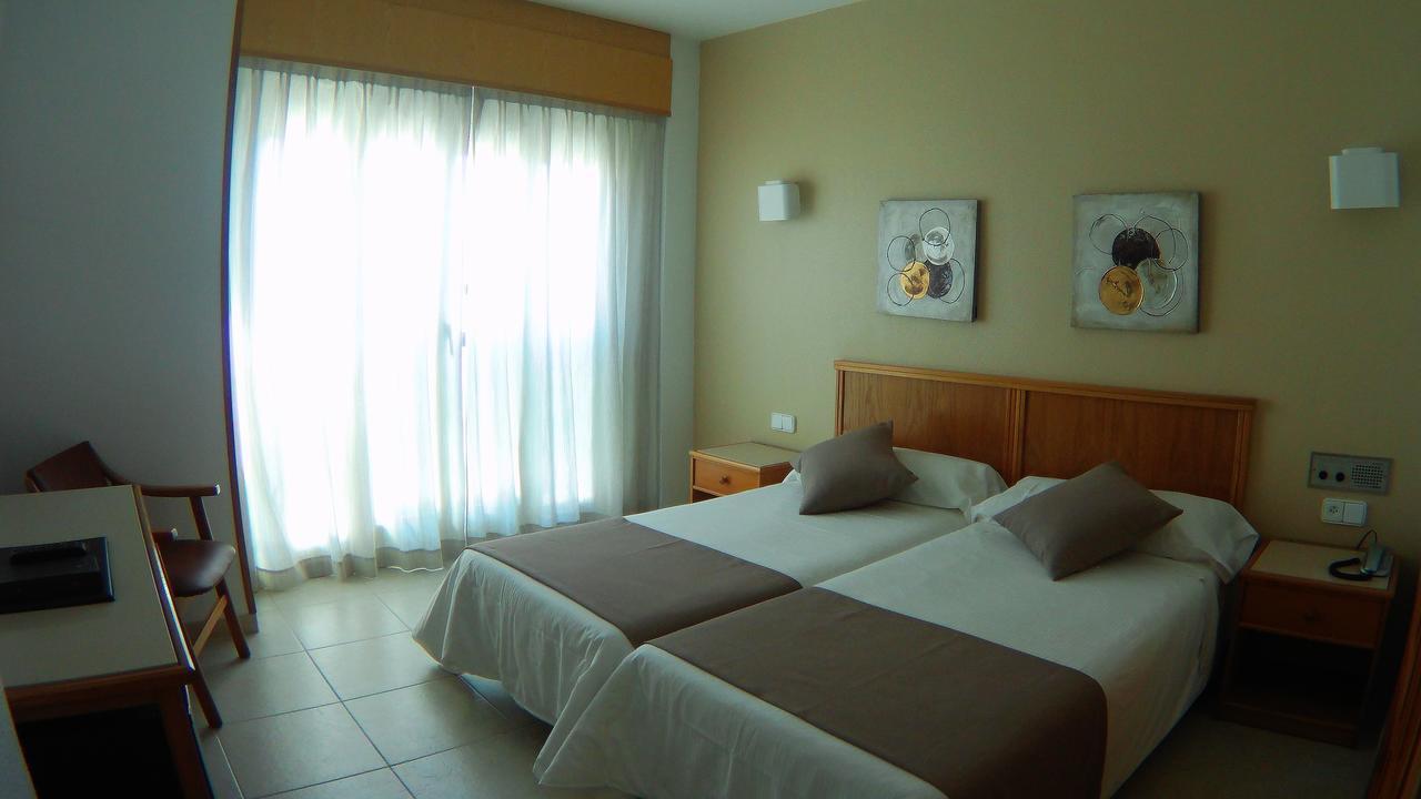 גאנדיה Hotel Albatros מראה חיצוני תמונה
