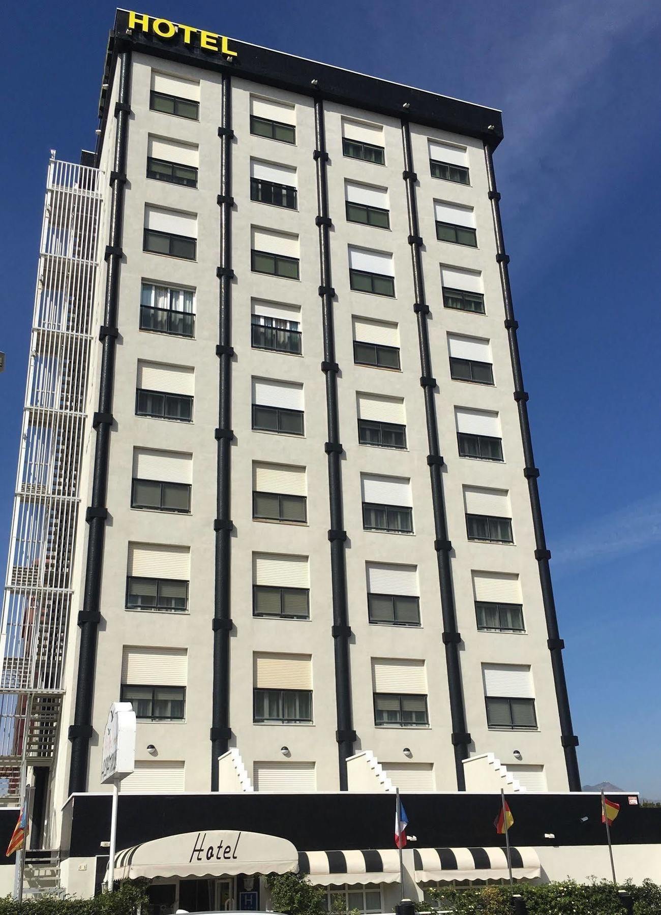 גאנדיה Hotel Albatros מראה חיצוני תמונה