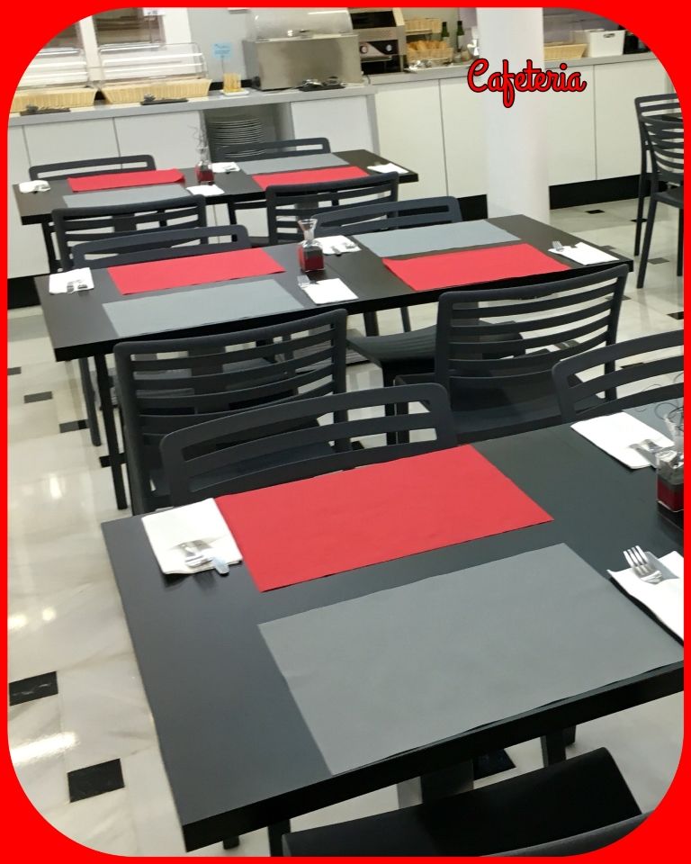 גאנדיה Hotel Albatros מראה חיצוני תמונה