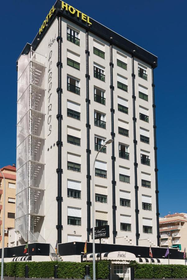גאנדיה Hotel Albatros מראה חיצוני תמונה