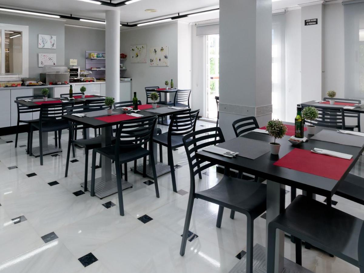 גאנדיה Hotel Albatros מראה חיצוני תמונה